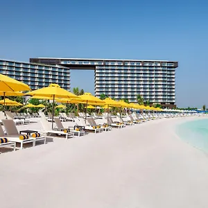5* Курортный комплекс Moevenpick Al Marjan Island
